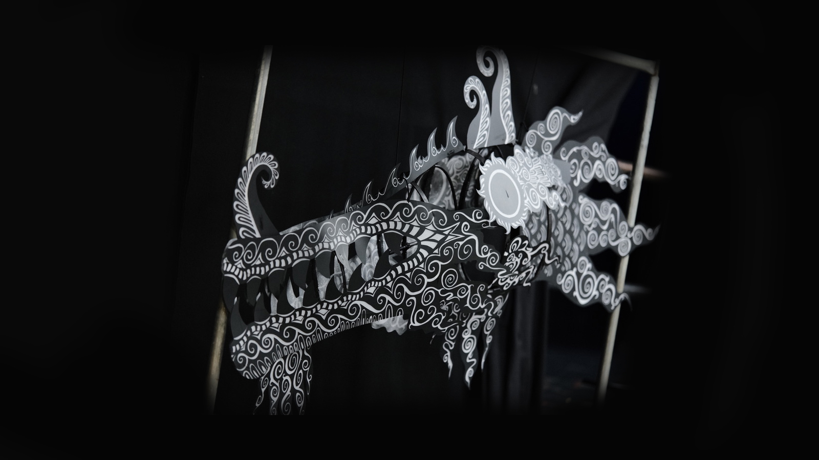 Image of dragon puppet
